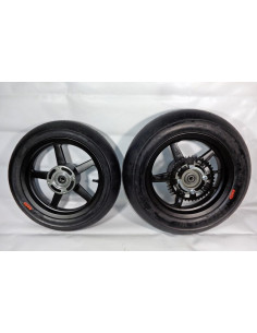 Felgi 12' supermoto odlew 5 ramion + opony