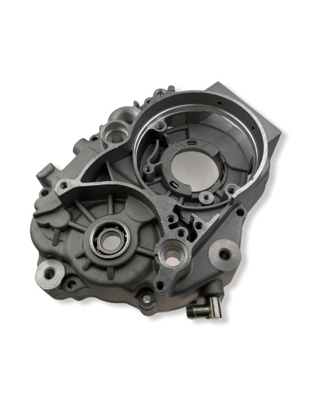 Karter silnika lewy z sitkiem pitbike 150KLX YCF