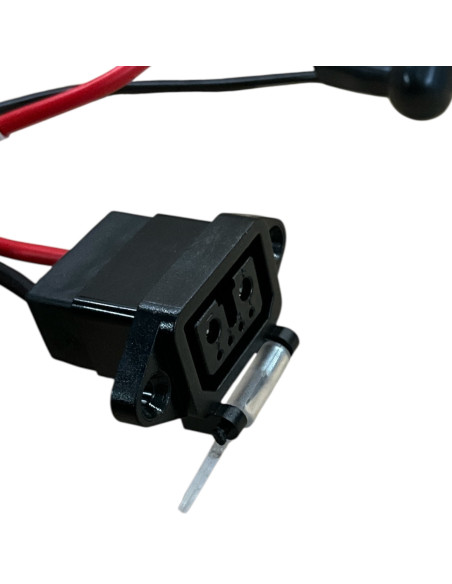 Gniazdo ładowarki quad eA70 KAYO