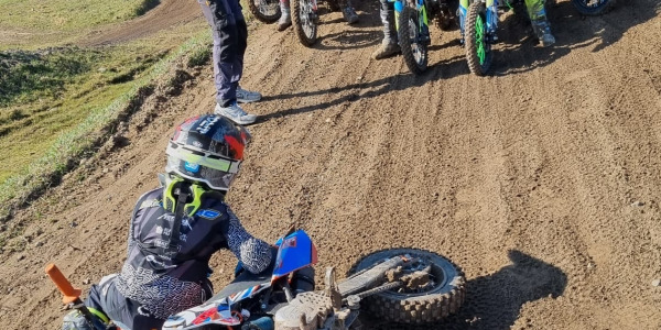 Co warto wiedzieć o sercu Naszego Pitbike? Czyli wszystko o silnikach.